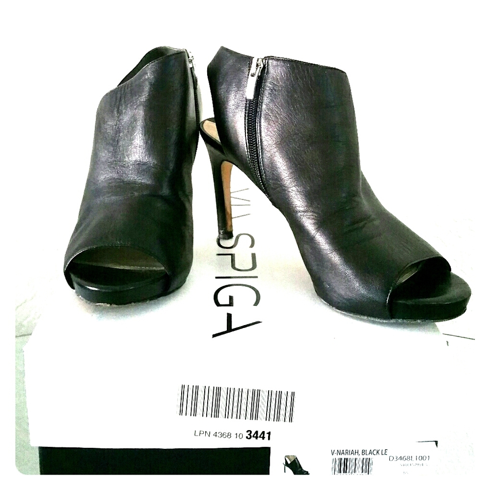 Via Spiga leather shoes